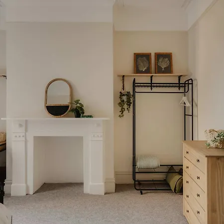 度假居 Spacious Three Bedroom House With Garden *